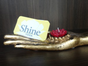 Shine hand